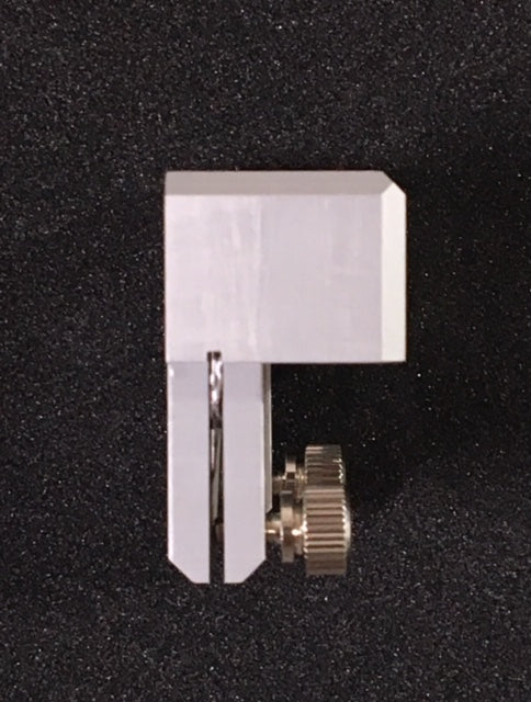 Single-edged trimming razor holder – Nisshin-EM