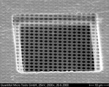 将图片加载到图库查看器，QUANTIFOIL 多孔碳支撑膜网格
